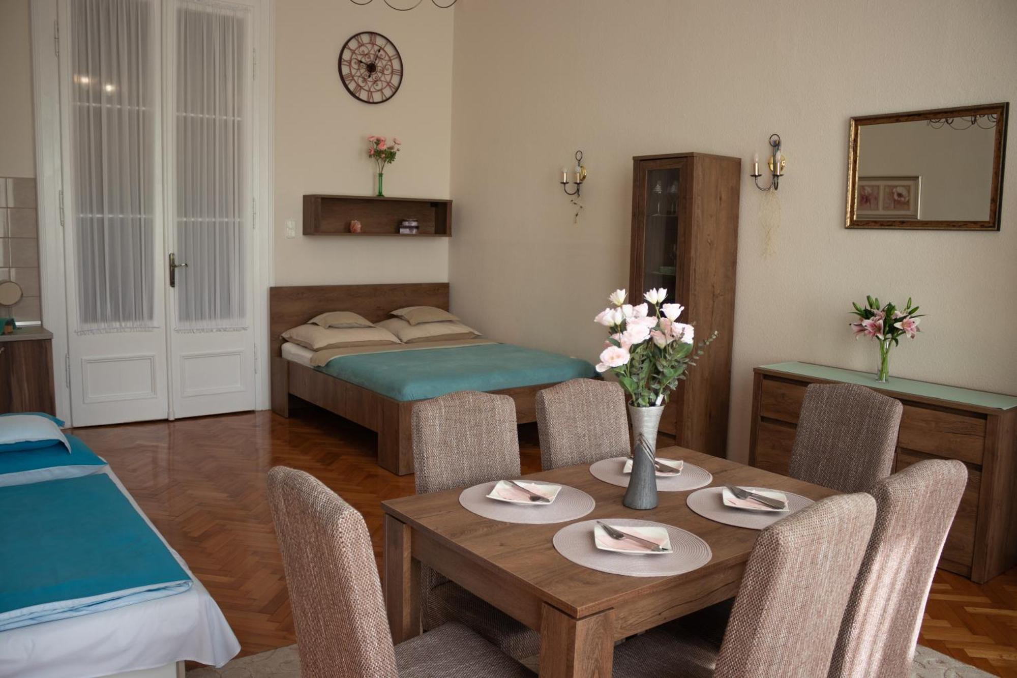 Suzy Apartman Eger Exterior foto