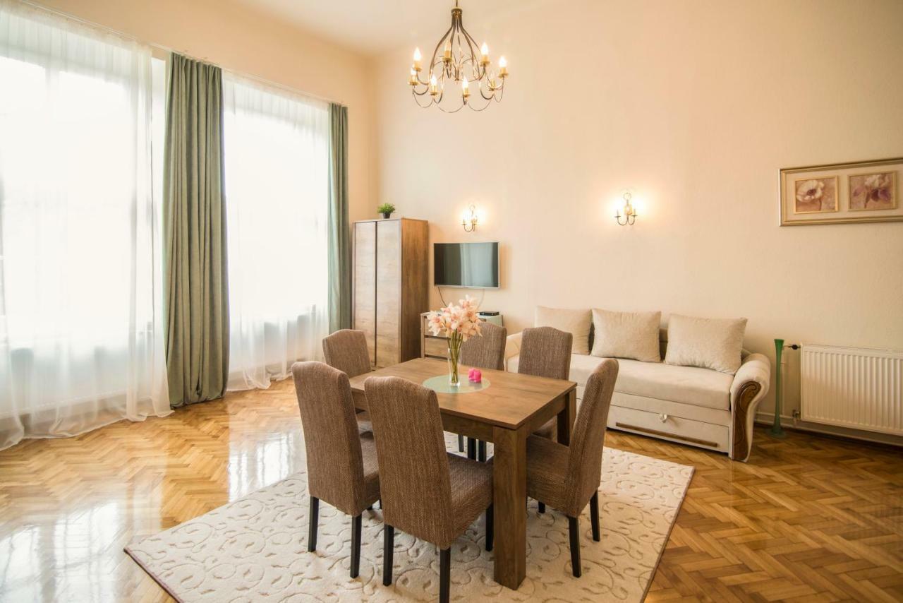 Suzy Apartman Eger Exterior foto